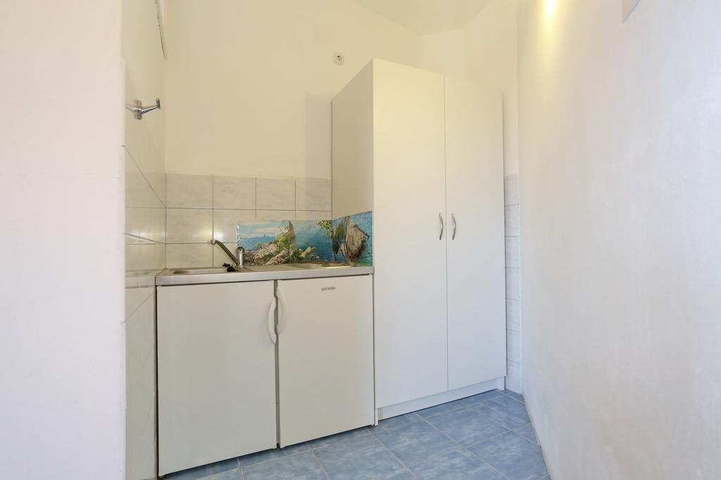Apartments Maslina Bozava Exterior photo
