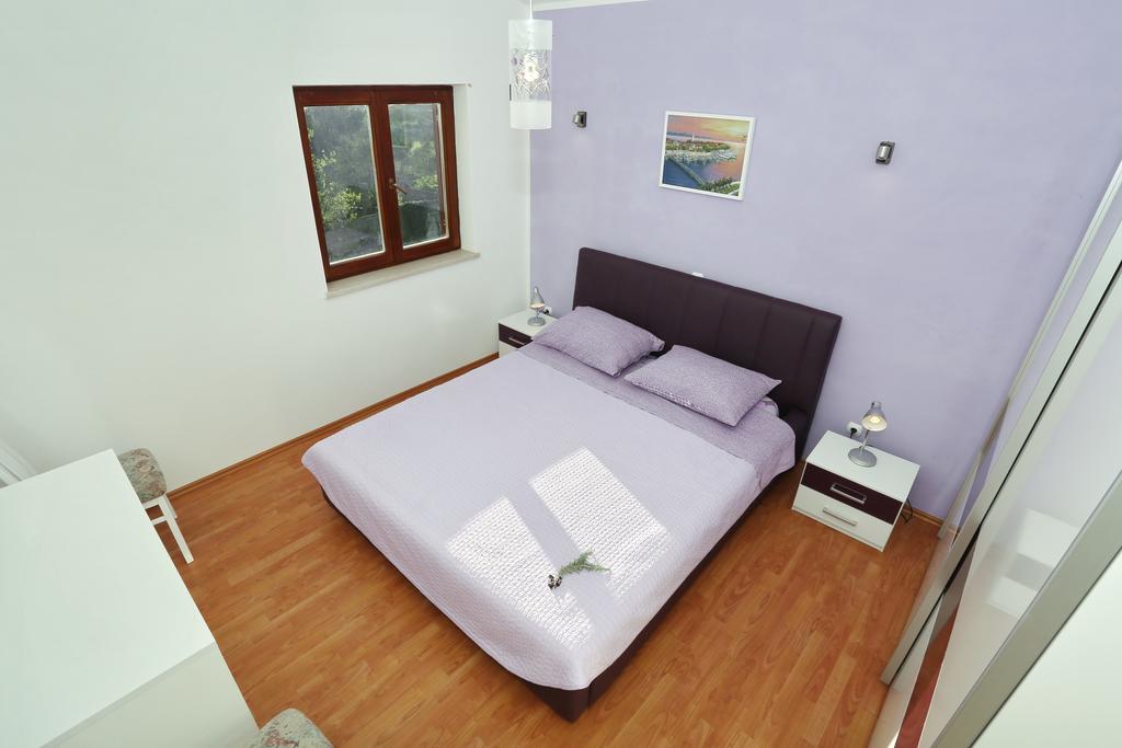 Apartments Maslina Bozava Exterior photo